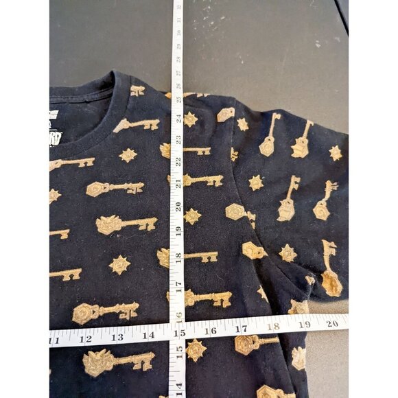 UT Uniqlo Blizzard Key Print Crewneck Graphic T Shirt Medium Black Mens - Picture 4 of 5